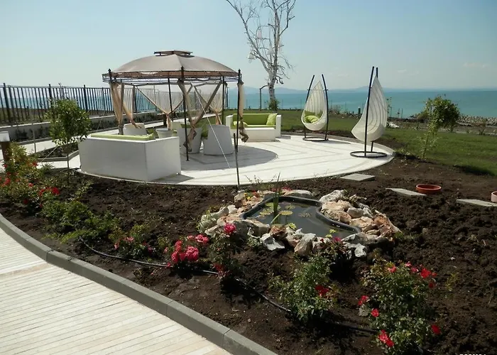 In Diamond בורגאס