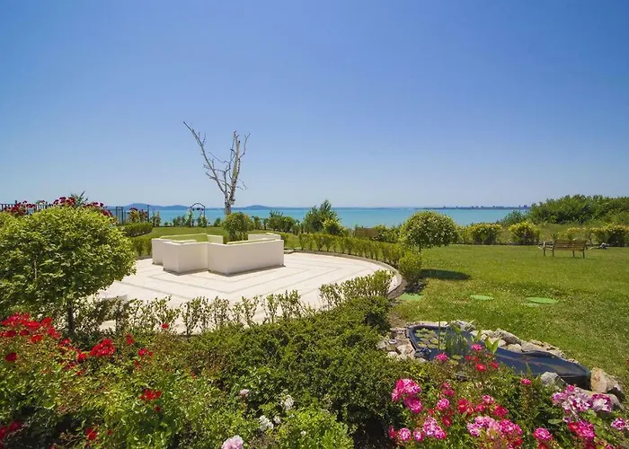 In Diamond * בורגאס